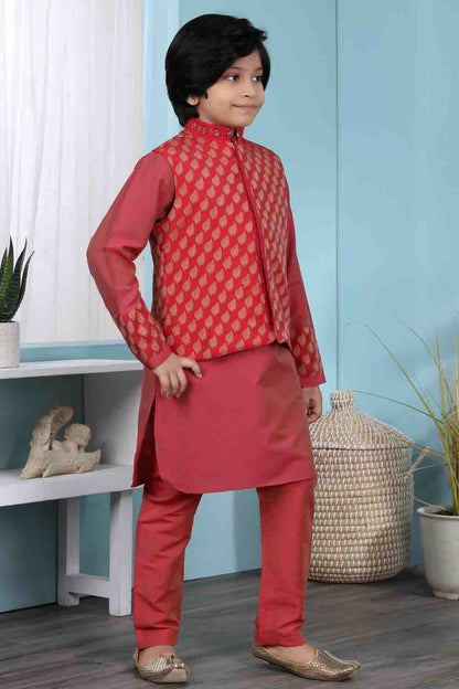 Red Colour Cotton Silk Kurta Pajama With Jacket VSBW1070095