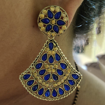 Vastradi Alloy Crystal Fan Stone Work Earring in Blue Colour