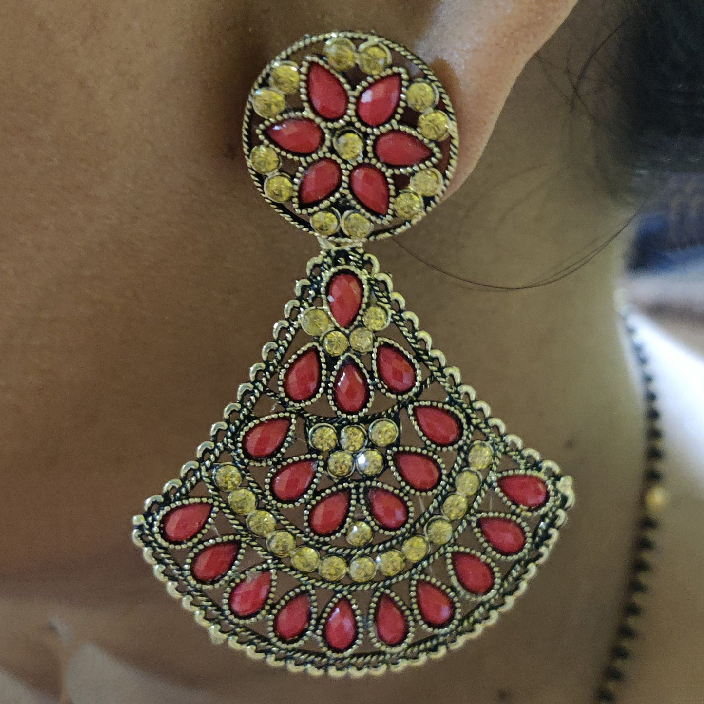 Vastradi Alloy Crystal Fan Stone Work Earring in Red Colour